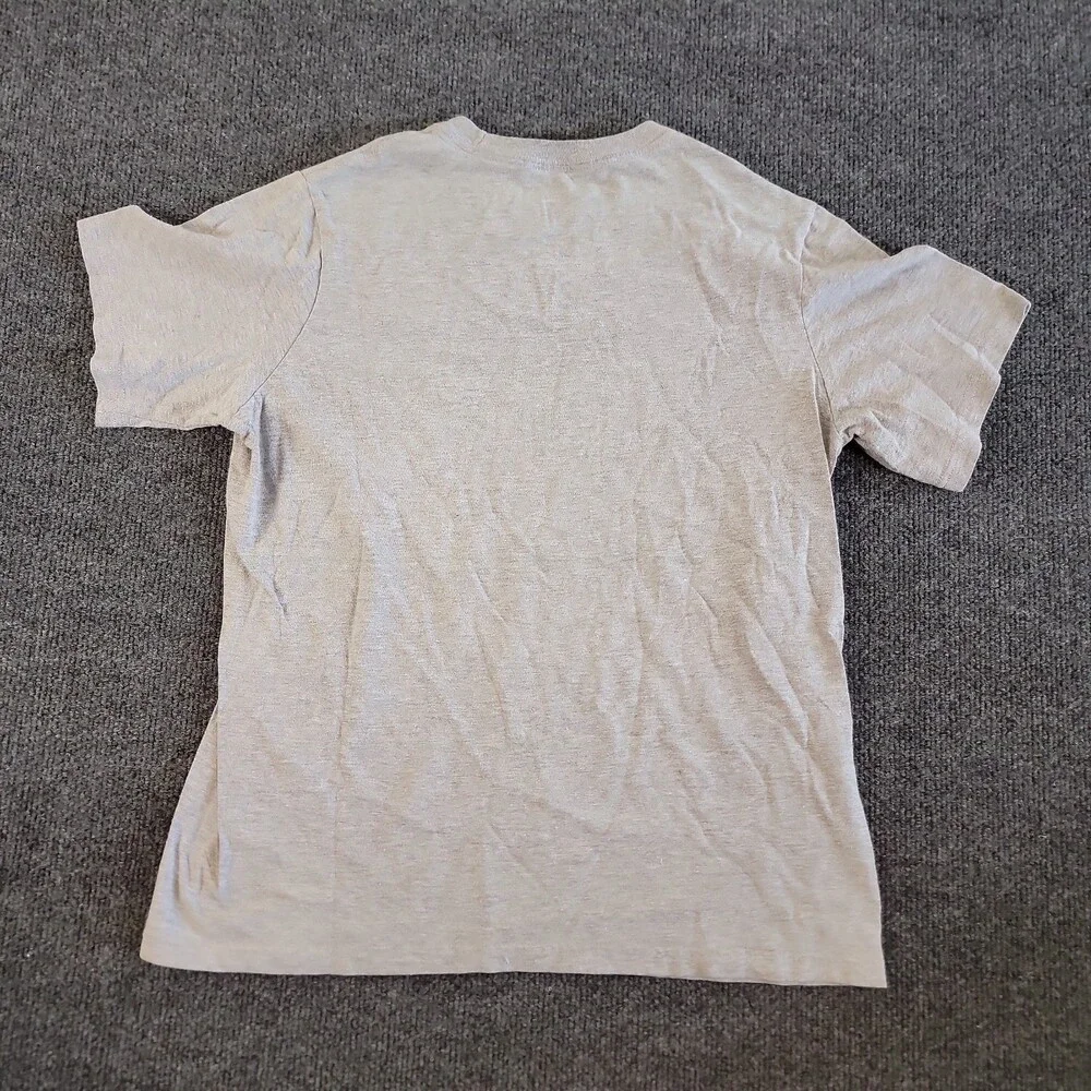 Boys The Nike Tee Gray athletic cut w/ RED Swoosh Logo Large